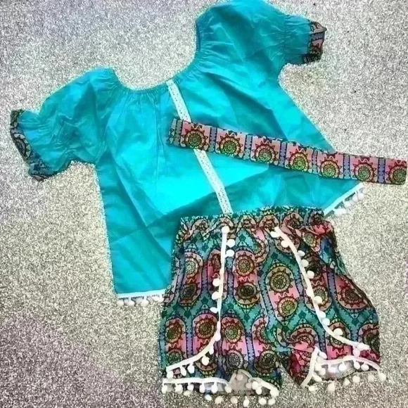 Nwot size  4 2 piece short set - Picture 1 of 7